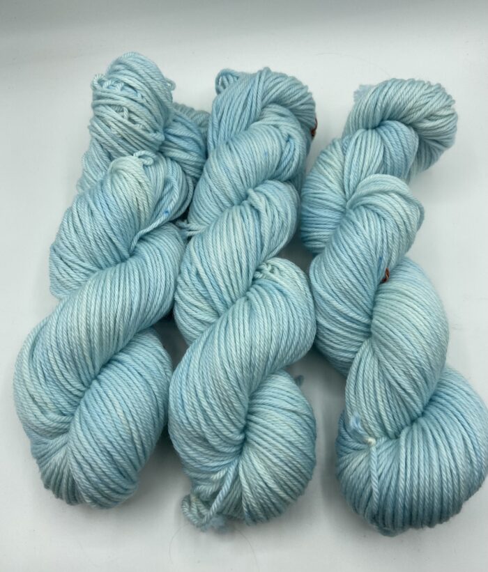 auto worsted briana's baby blue